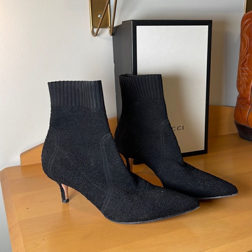 EUC Gianvito Rossi Black Stretch Textured Sock Boot Kitten Heel 39.5/9.5